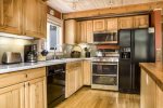 Upgraded Kitchen with Stainless Steel Appliances